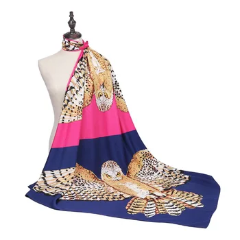 2021 Novo Svile Kvadratni Šal Ženske Foulard 130*130 cm Headscarf Mehko Neckerchief Lady Šal Zaviti Glušnika Bandanna Femme Tiskanja Hidžab